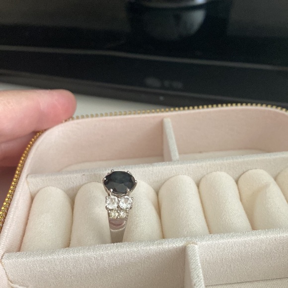 Genuine Black Spinel / White Topaz Ring. - Picture 5 of 7